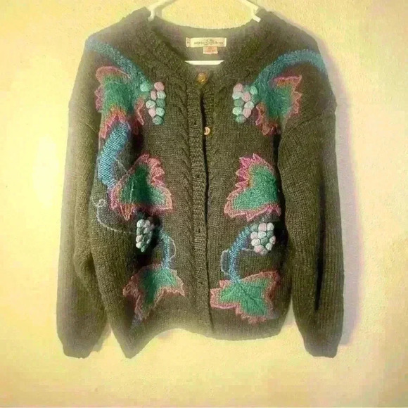 Vintage Boston Traders 100% Wool Grey Embellished Cardigan Sweater- Size S - Picture 1 of 8